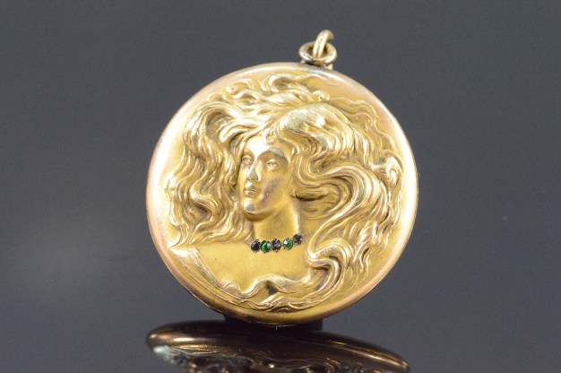 116g-gold-filled-art-nouveau-flowing-hair-woman-photo-locket-pendant-888888940_22720161248535503535